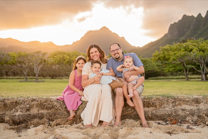 Family photo session in Kualoa